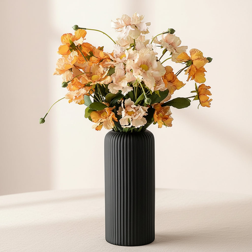 Vase rayé imitation céramique – Élégance moderne et lignes épurées